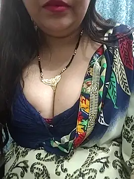 Snapshot of Mayuri77 chatting on 03-13-25, 03:11 Mayuri77 online show from 03-13-25, 03:11