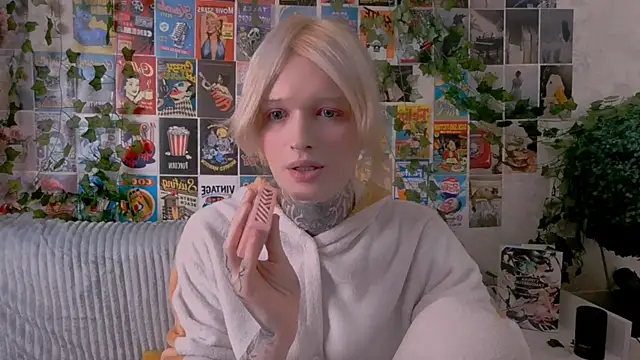 Simona Rain online show from 10-09-25, 02:23