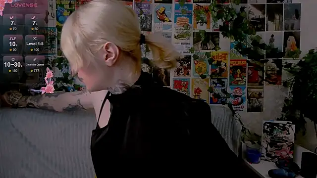 Simona Rain online show from 10-04-25, 11:06