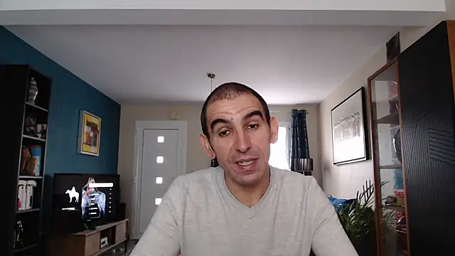 Snapshot of Samir_44200 chatting on 10-29-25, 02:16 Samir 44200 online show from 10-29-25, 02:16