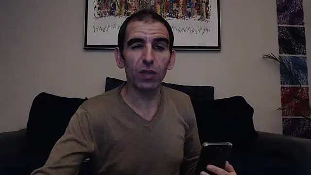 Snapshot of Samir_44200 chatting on 09-26-25, 06:20 Samir 44200 online show from 09-26-25, 06:20