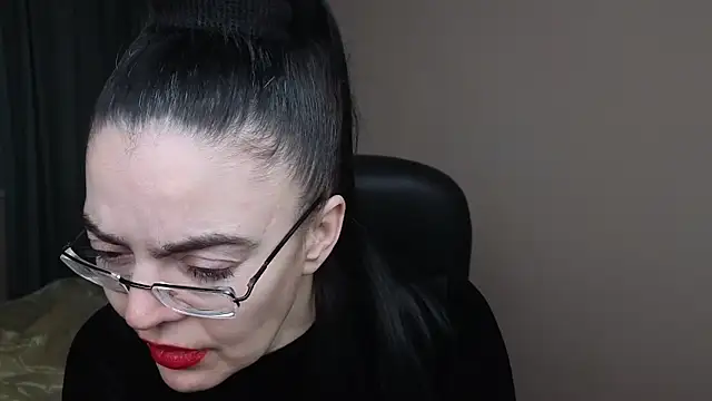 Rose Noir online show from 02-20-25, 02:24