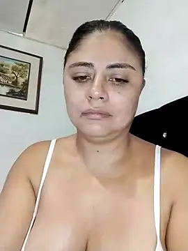 ElizabethWeil online show from 11-10-25, 05:07