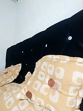 ElizabethWeil online show from 09-10-25, 10:42