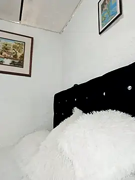 ElizabethWeil online show from 11-20-25, 02:07