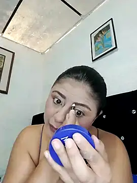 ElizabethWeil online show from 11-30-25, 04:52