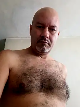 Snapshot of Juan_45 chatting on 07-01-26, 02:17 Juan 45 online show from 07-01-26, 02:17