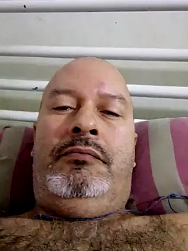 Snapshot of Juan_45 chatting on 05-29-26, 01:39 Juan 45 online show from 05-29-26, 01:39