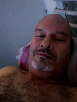 Snapshot of Juan_45 chatting on 07-03-26, 02:45 Juan 45 online show from 07-03-26, 02:45