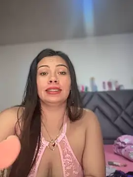 LIZ-06  online show from 10-12-25, 06:31