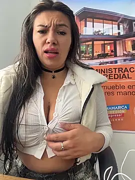 LIZ-06  online show from 03-18-26, 03:57