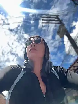 LIZ-06  online show from 04-02-26, 03:41