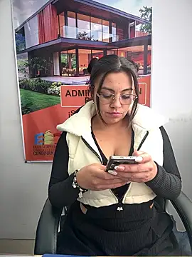 LIZ-06  online show from 01-06-26, 07:18