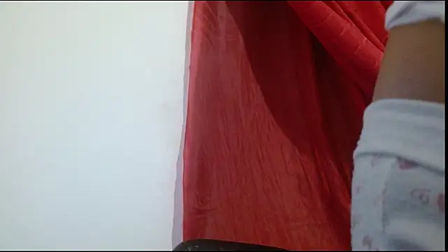 Snapshot of Talia_sweet25 chatting on 02-21-25, 04:29 Talia sweet25 online show from 02-21-25, 04:29