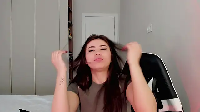 may mia online show from 02-23-26, 05:52