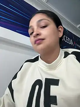 Snapshot of AdeleGray chatting on 02-04-26, 11:11 AdeleGray online show from 02-04-26, 11:11