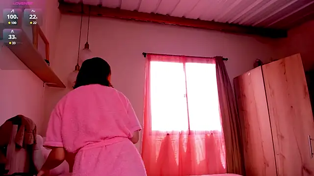 sofiaVelez01 online show from 03-12-26, 05:06