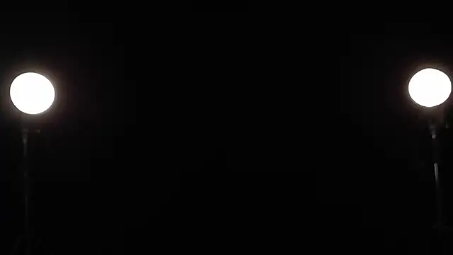 lia  Suummer online show from 05-30-26, 09:42