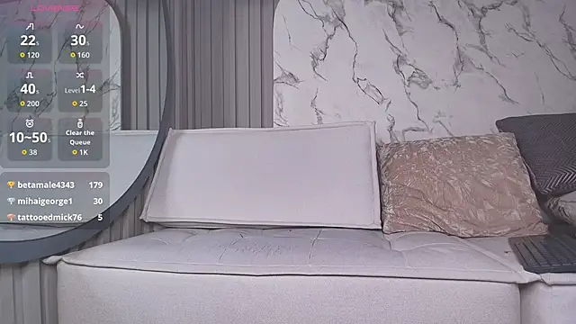 Franchesca De Luca online show from 11-27-25, 12:55