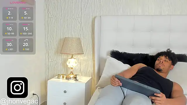 Jacub Micke1 online show from 10-22-25, 03:39