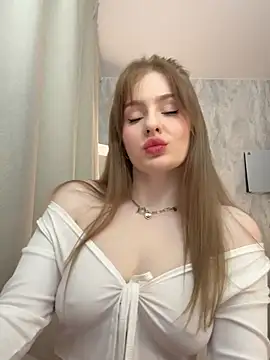 Snapshot of CaseyCumFace chatting on 01-25-25, 09:35 CaseyCumFace online show from 01-25-25, 09:35