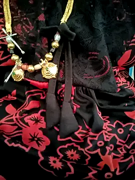 Snapshot of Cute-chinny chatting on 01-27-25, 07:03 Cute-chinny online show from 01-27-25, 07:03