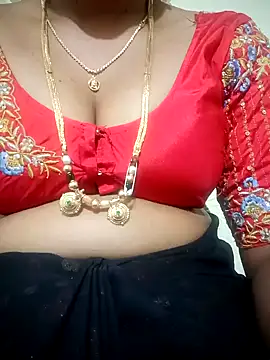 Snapshot of Cute-chinny chatting on 02-02-25, 12:40 Cute-chinny online show from 02-02-25, 12:40