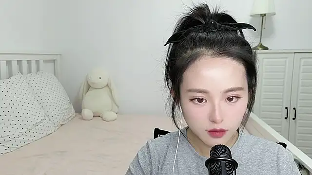 XINXINh online show from 12-19-24, 12:56