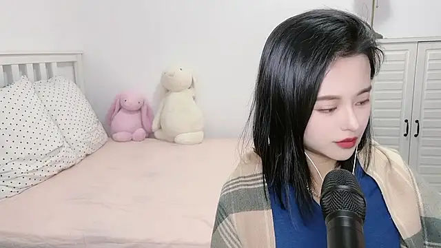 XINXINh online show from 12-17-24, 05:51