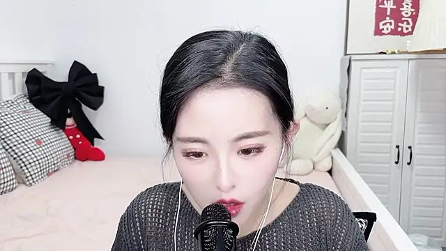 XINXINh online show from 01-15-25, 06:12