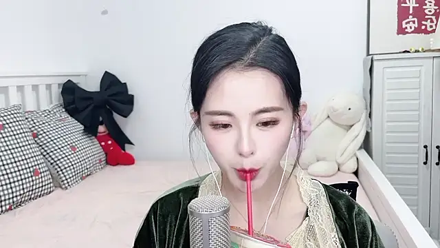 XINXINh online show from 01-16-25, 06:25