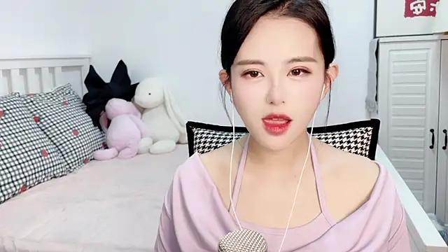 XINXINh online show from 01-25-25, 08:00