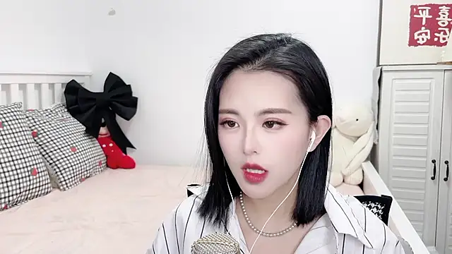 XINXINh online show from 01-17-25, 06:26