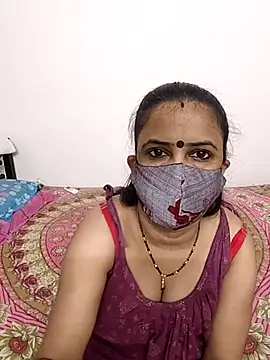 Snapshot of Cute-manisha chatting on 06-15-26, 03:07 Cute-manisha online show from 06-15-26, 03:07