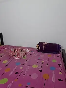 Snapshot of Cute-manisha chatting on 09-25-25, 02:39 Cute-manisha online show from 09-25-25, 02:39