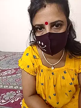 Snapshot of Cute-manisha chatting on 09-21-25, 04:06 Cute-manisha online show from 09-21-25, 04:06