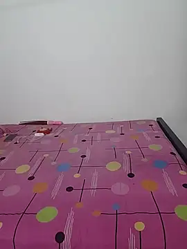 Snapshot of Cute-manisha chatting on 10-11-25, 02:51 Cute-manisha online show from 10-11-25, 02:51