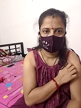 Snapshot of Cute-manisha chatting on 09-10-25, 03:27 Cute-manisha online show from 09-10-25, 03:27