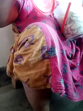 Hotty-rumi online show from 11-28-25, 03:17