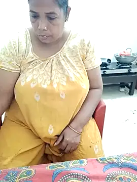 Hotty-rumi online show from 12-04-25, 12:04