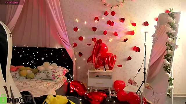 Snapshot of Bonni_Meiz chatting on 02-11-26, 03:17 Bonni Meiz online show from 02-11-26, 03:17