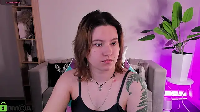 Snapshot of Bonni_Meiz chatting on 02-19-26, 03:03 Bonni Meiz online show from 02-19-26, 03:03