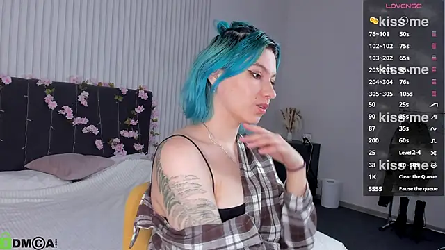 Snapshot of Bonni_Meiz chatting on 09-23-25, 02:51 Bonni Meiz online show from 09-23-25, 02:51