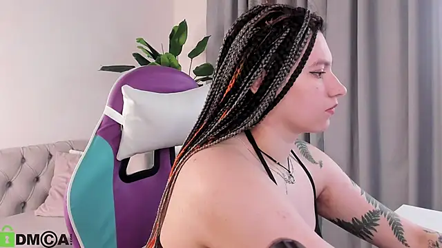 Snapshot of Bonni_Meiz chatting on 02-15-26, 03:07 Bonni Meiz online show from 02-15-26, 03:07