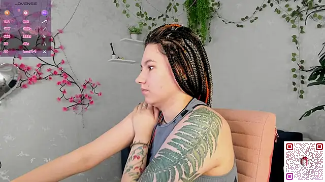 Snapshot of Bonni_Meiz chatting on 02-17-26, 03:15 Bonni Meiz online show from 02-17-26, 03:15