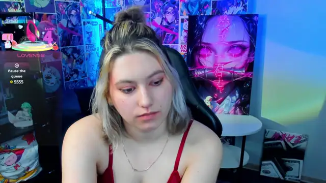 Snapshot of Bonni_Meiz chatting on 02-23-25, 07:00 Bonni Meiz online show from 02-23-25, 07:00