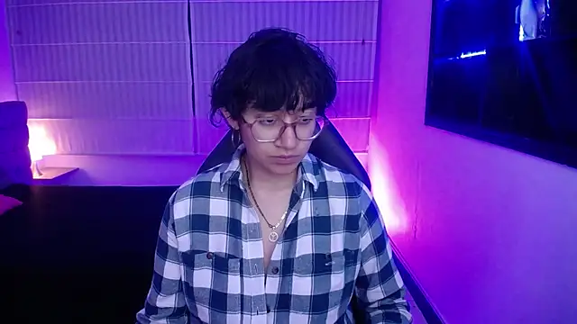 Lili Gomez  online show from 01-08-26, 12:22