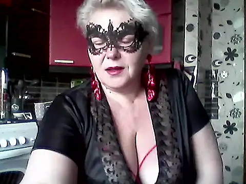 Lisa Suzie online show from 03-24-26, 06:46