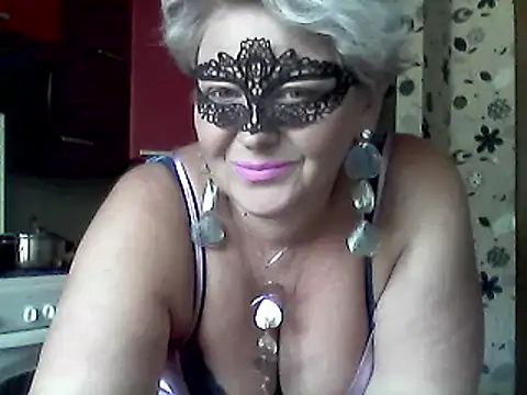 Snapshot of Lisa_Suzie chatting on 09-11-25, 08:58 Lisa Suzie online show from 09-11-25, 08:58