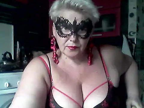 Lisa Suzie online show from 05-11-26, 10:49